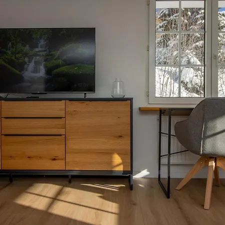 Nordic Retreat With Free Parking 로이커바드